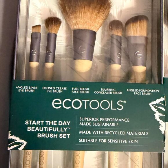 EcoTools Brush/Blender/Shampoo BUNDLE - BRAND NEW 10 brushes/1 blender/1 shampoo - Picture 2 of 9
